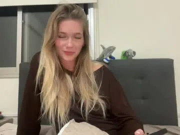 bellabloomx live stage