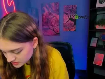 bibi_tease live stage