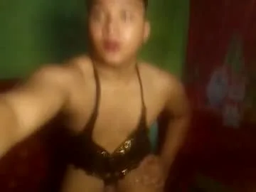 bigcock_cummer live stage