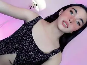 call_me_nina live stage
