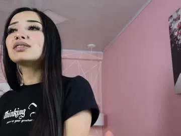 camil_rayne live stage