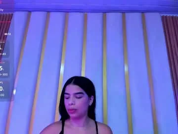 camila_l02 live stage
