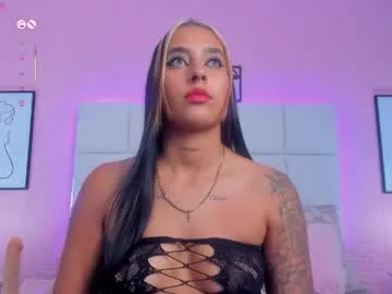 charlotte_kisss live stage