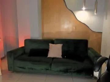 charlottecox_ live stage