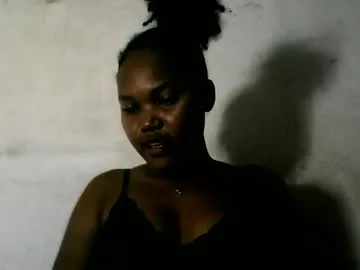 chololatblonde live stage