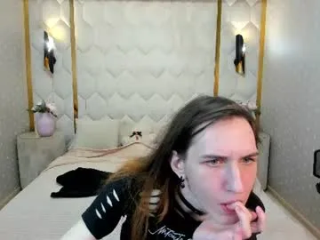chrisybev live stage