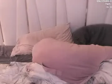 clara_chan live stage