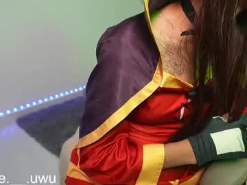 cloe__hills live cam preview