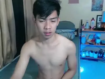 clyde_twinkx live stage
