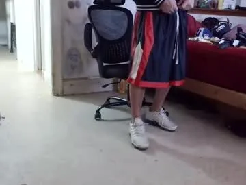 crazy4feetmanic live stage