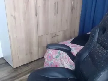 cristalbeautiful1 live stage