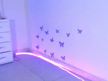 dakkotta_curvy live stage
