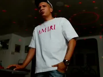 damyan_2003 live stage