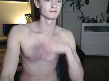 daniel_yumm live stage