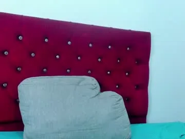 daniela_spencerr live stage