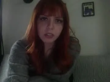 danielaredhair live stage