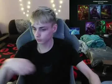 danny_fox888 live stage