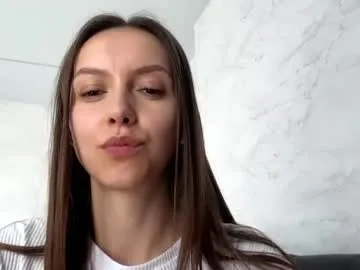 desirewingard live stage