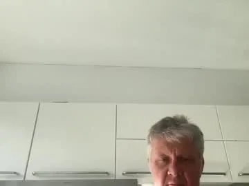 devon_nite live stage