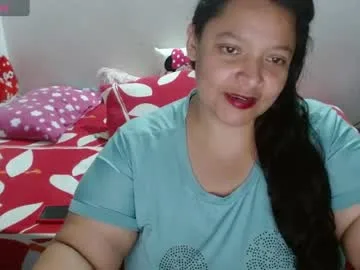 dulce_mmaria live stage
