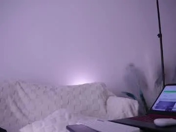 elena_li live stage