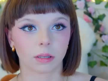 elisabethdavis live stage