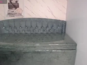 elizabeth_t_ live stage