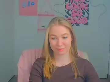 emilia_ilia live stage