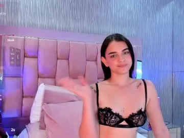 emily_flame__ live stage