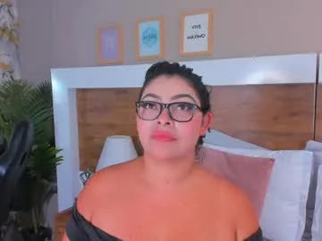 emma_bakker_ live stage