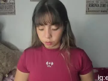 emma_grayys live stage