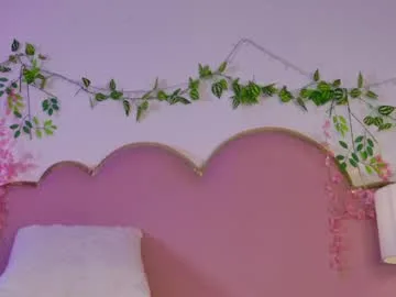 emmacrush live stage
