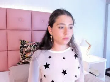 emmaflorezz live stage