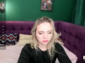 eva_moran live stage