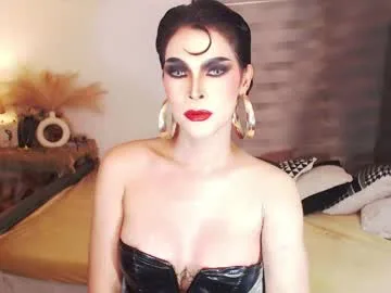 exotic_cassy live stage