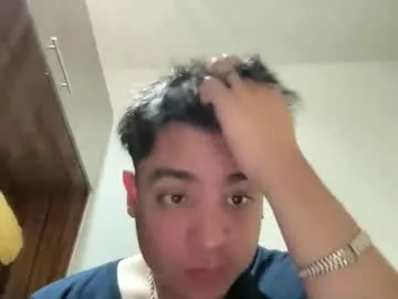 garypinepineapple live stage