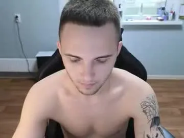 golden_boyyy21 live stage