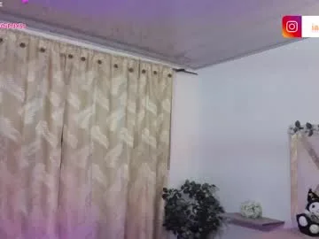 hinna_tay live stage