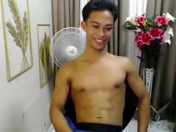 hunk_edward live stage