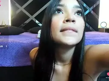 iamcharlotte19 live stage