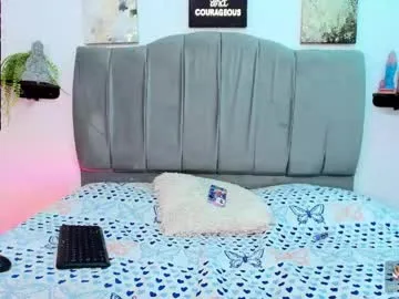 im_riley_ live stage