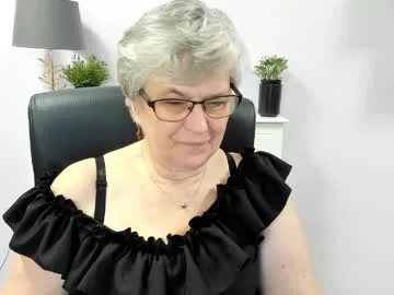 iris_xdesire live stage