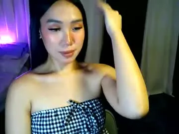 itsmehotqueen live stage