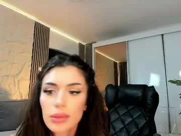 ivyxbelle live stage