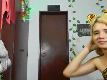 jess_sweett live stage
