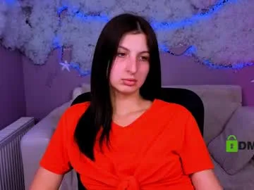 just_hannaa live stage