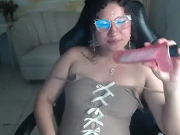 karlaa_s live stage
