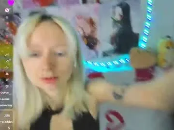 katia_nabiee live stage