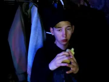 kevinsupershy live stage
