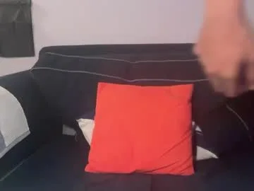 kinda_horny_right_now live stage